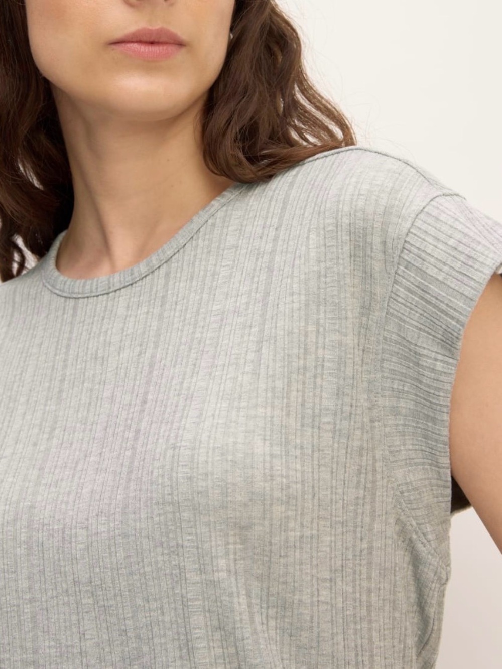 NWT Everlane Off White Rib Muscle Tee Short Sleeve Neutral Chic Feminine Casual - Picture 3 of 11